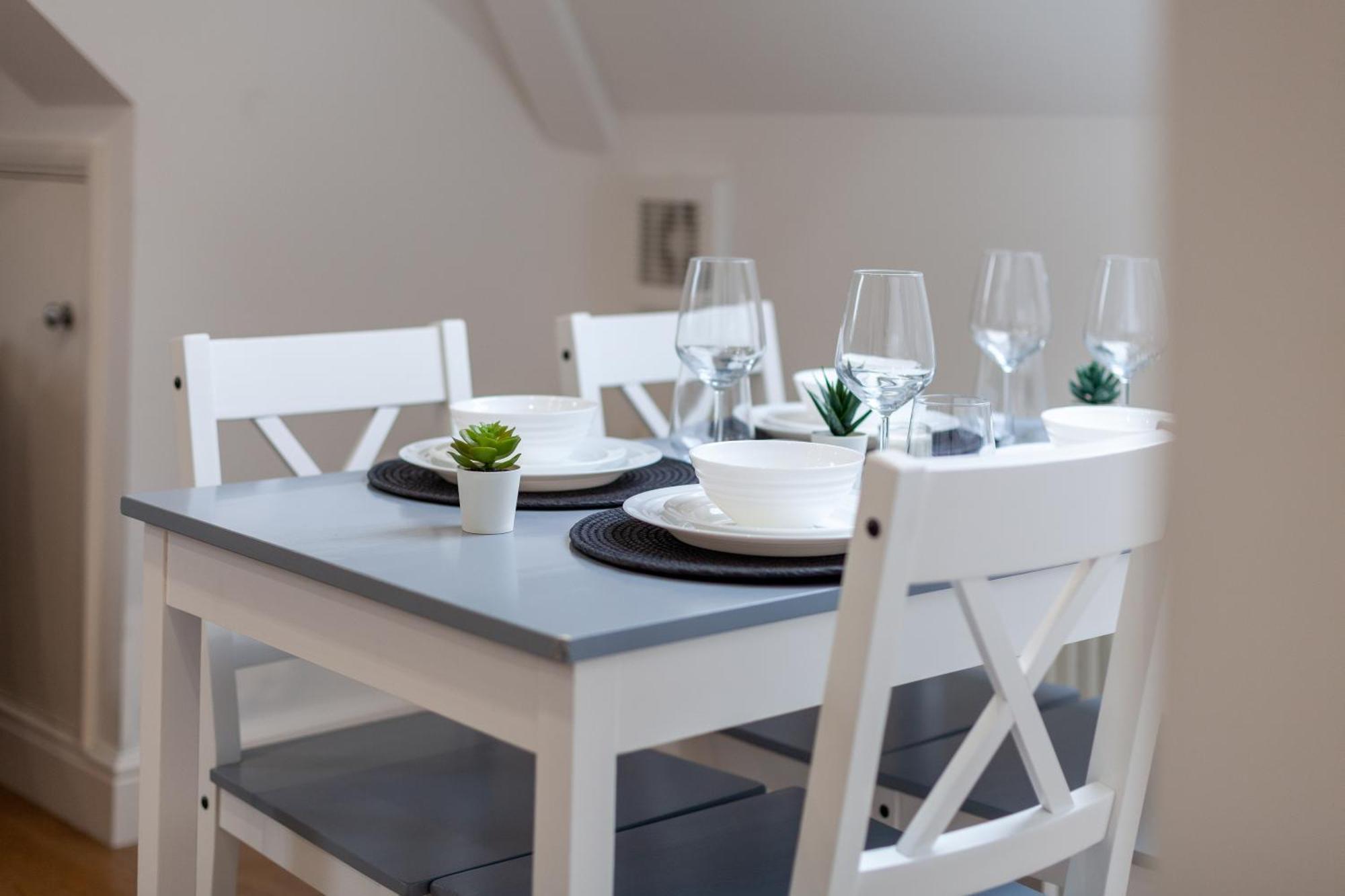 Great 1 Bedroom In Hounslow With Free Parking Abbey Wood Ngoại thất bức ảnh